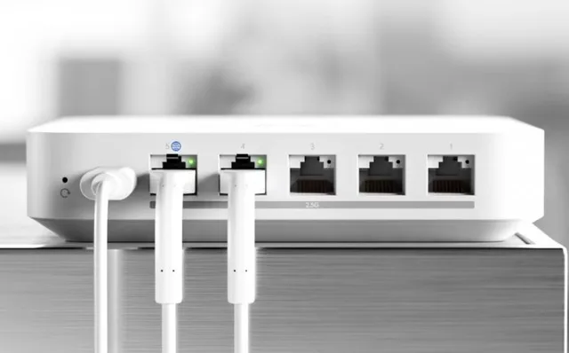 Access Point Ubiquiti Ubiquiti Cloud Gateway Max gateway/kontroler 10, 100, 1000 Mbit/s
