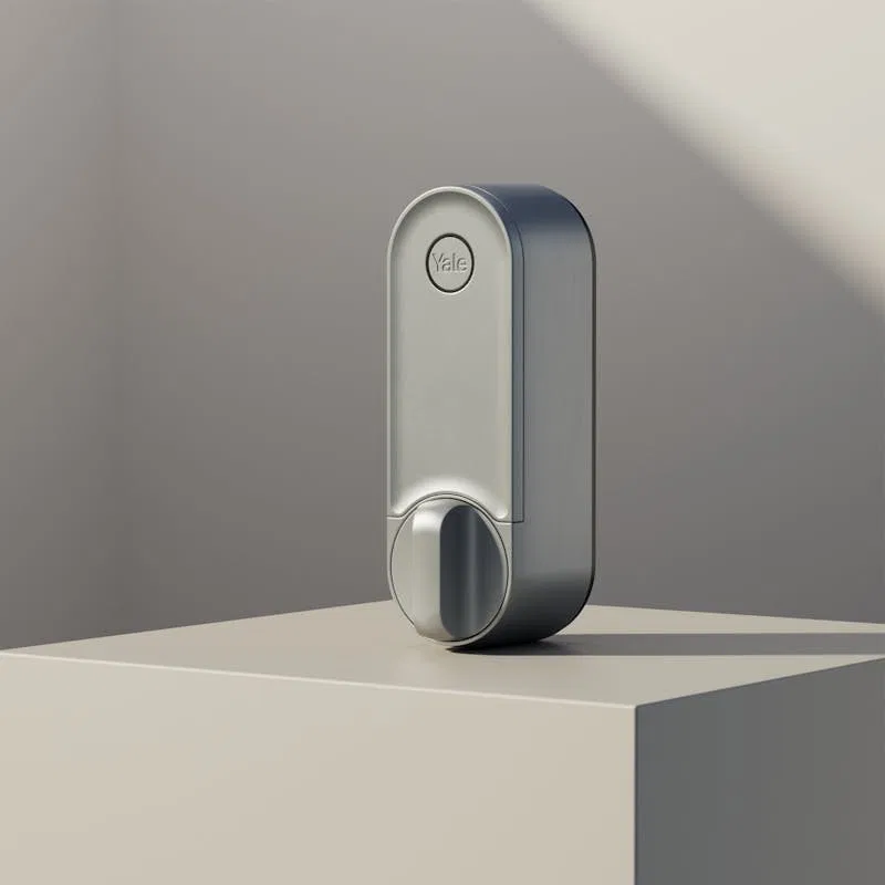 Yale Linus L2 smart lock Nordic, silver